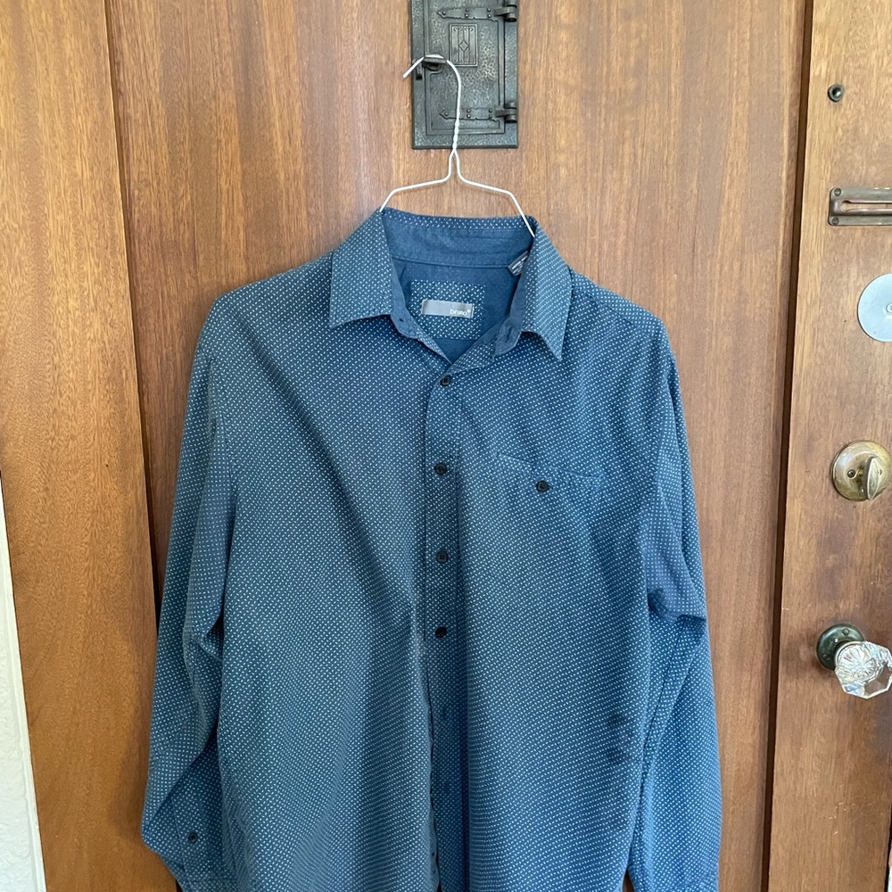 Lightly used dark green patterned button down- medium